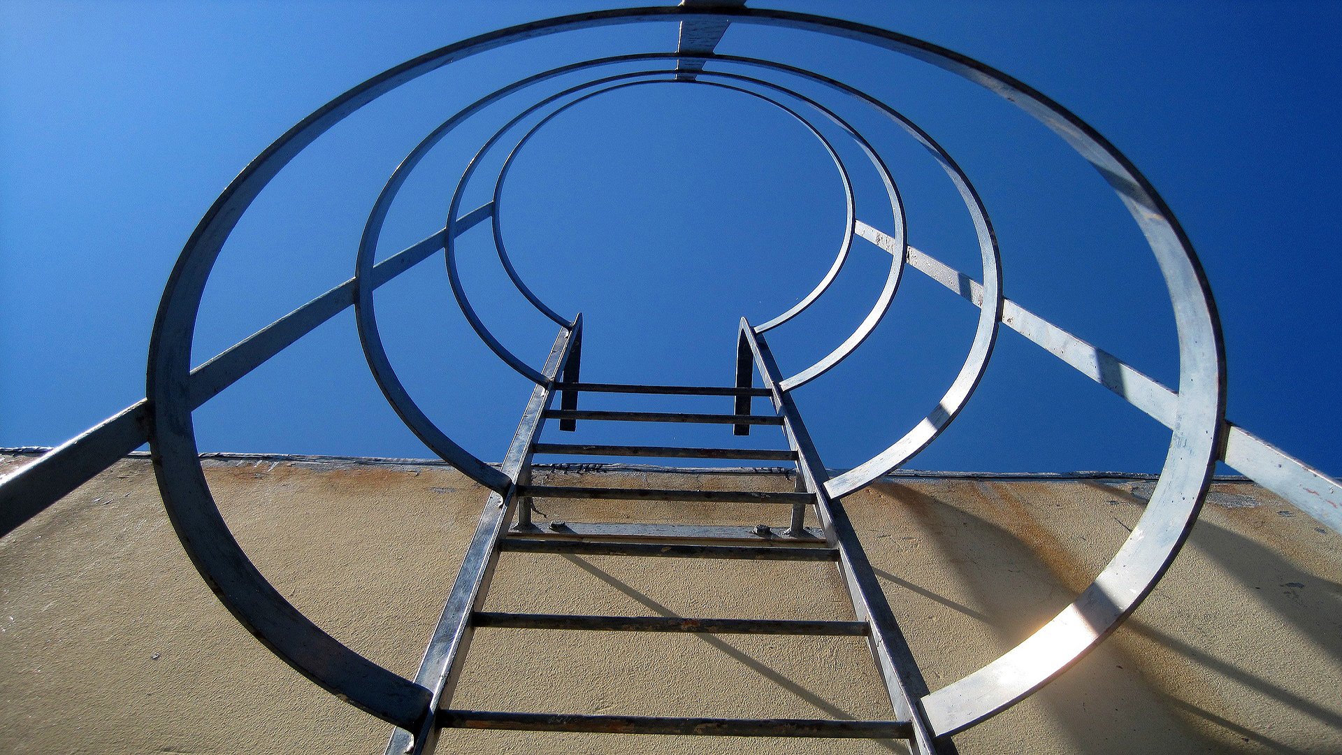 Escalera para cisterna